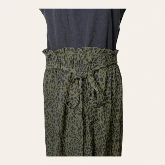 MI AMI JUMPSUIT SLEEVES WITH TIE AROUND THE WAIST SIZE SMALL - Picture 2 of 9